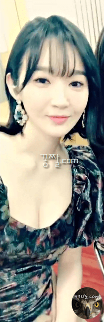 강민경 일자 슴골