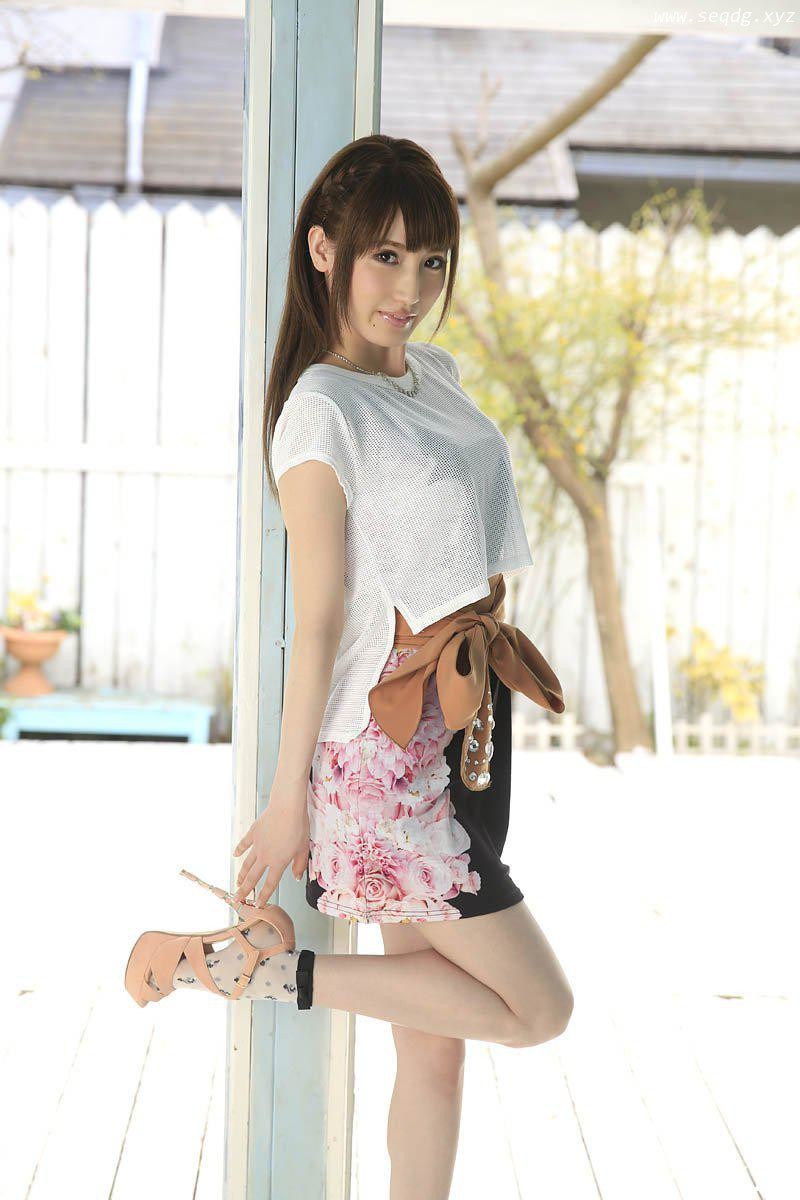 Aizawa Karin-1.jpg