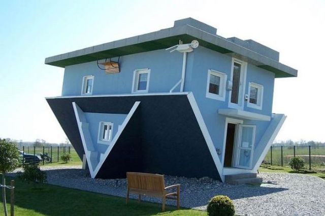 strange_and_unusual_buildings_from_around_the_world_640_25.jpg