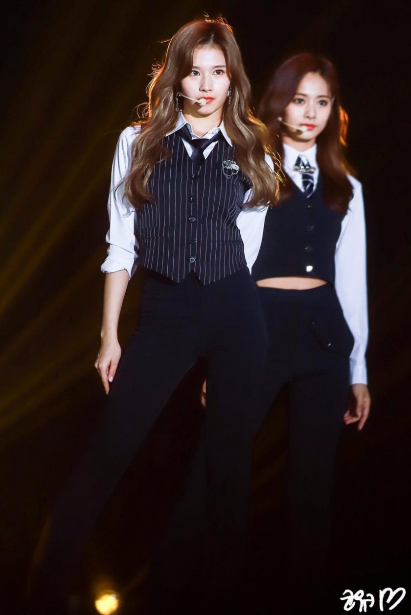사나