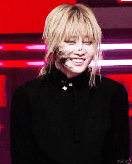 얼굴 시컴 섹시 모모 (2).gif