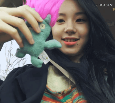 딸기따는 채영2