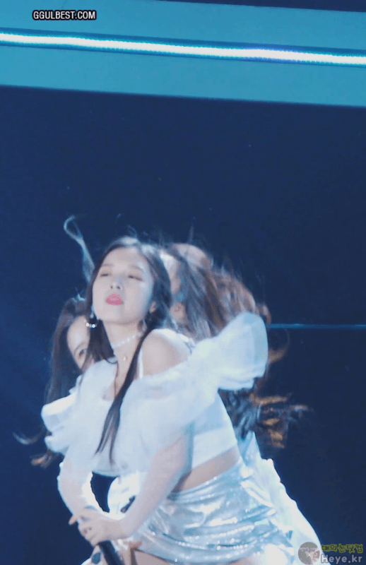 은빛스커트 아린이