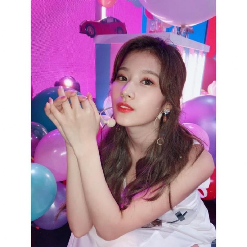 사나