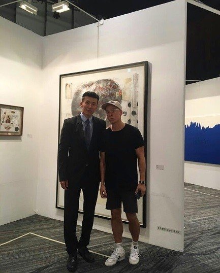 가수는 취미로 하고 그림이 본업이고 싶다는 양반