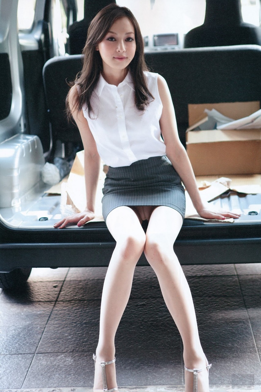 tight_skirt_5798-093.jpg