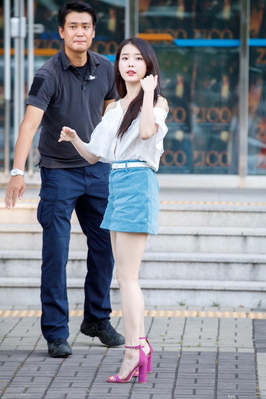 아이유 지콘콘서트 게스트 출퇴근