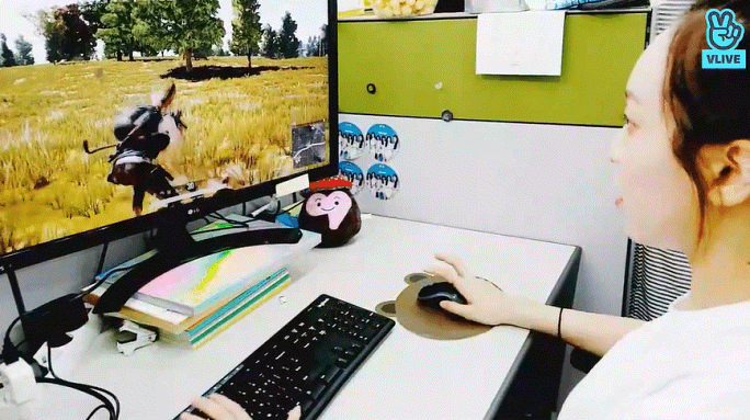 배그하는 에이프릴 예나