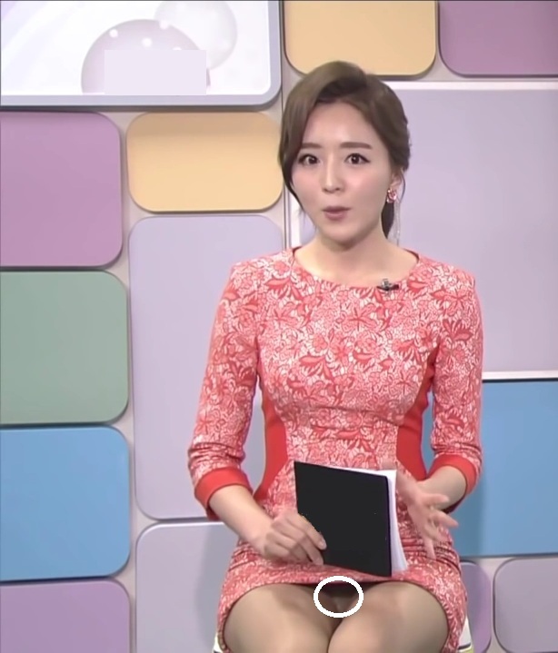 아나운서 레전드 복장-1.JPG