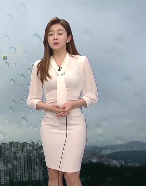 기상캐스터 김지효 2017 04 05 7시-2.JPG