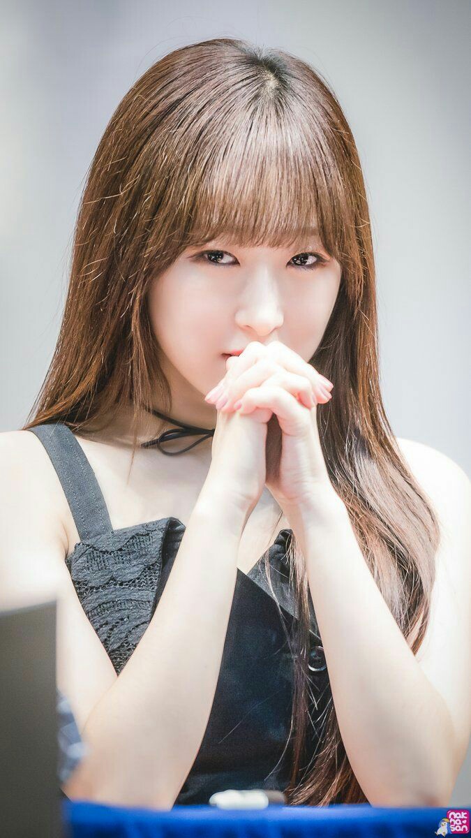 우주소녀 수빈