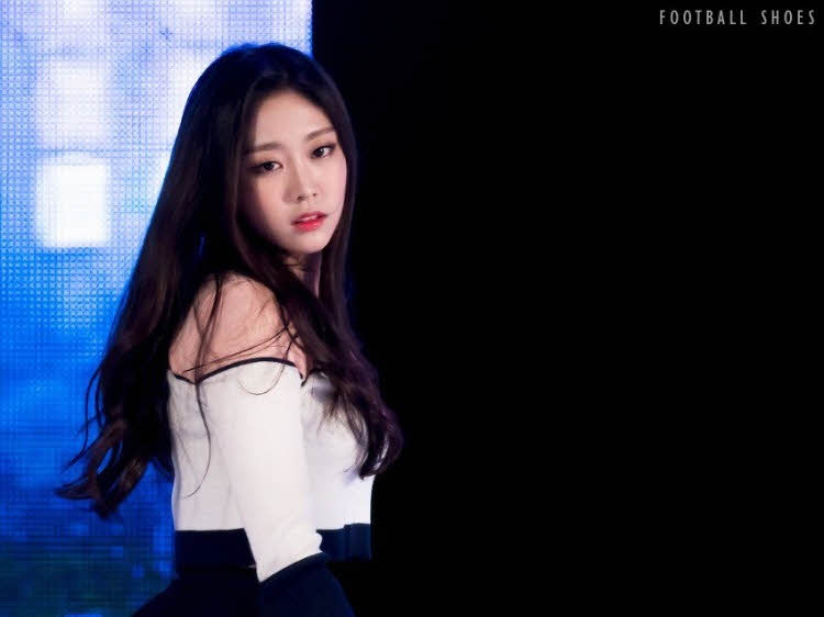 러블리즈 쓰리탑