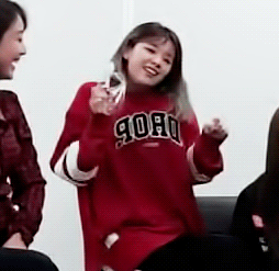 움짤 트와이스 데뷔 3주년 V앱 움짤
