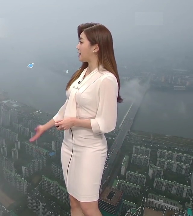 육덕진 아나짤