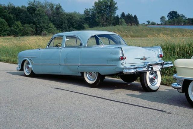 an_orginal_parking_break_on_this_1963_packard_cavalier_640_04.jpg