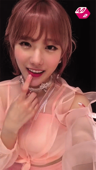 ab6d8874-8225-4fb0-aa1d-77c4338d29bd.gif