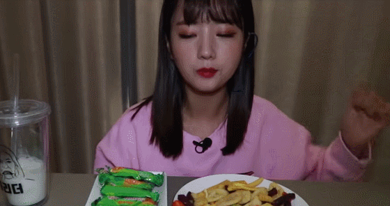 1544821570.gif