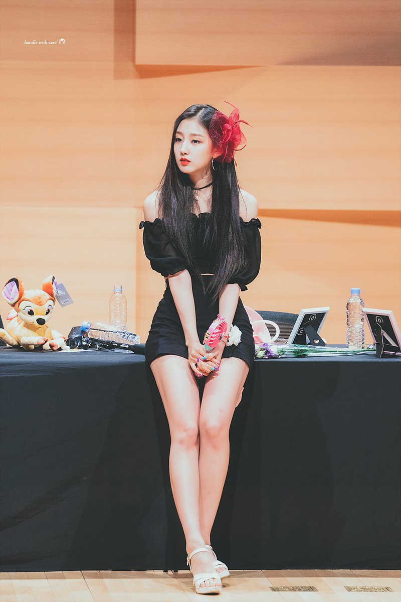 러블리즈 정예인