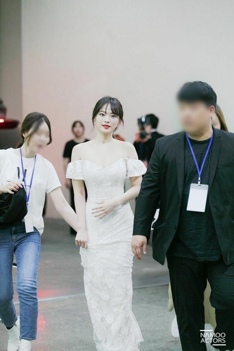 02.jpg
