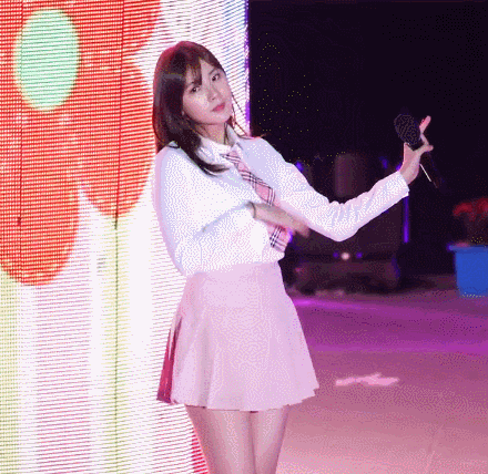 377b81a11b5e84d74412caf7dcf9971e_1524874715_17.gif