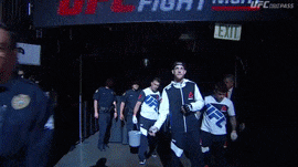 나 선수 아님...