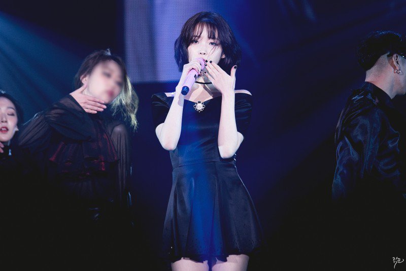 어제자 아이유 콘서트