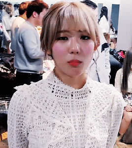 b763d594-97ac-4090-974b-d79390882924.gif