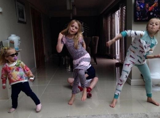 리버풀 제라드 세딸과 부인 리버풀 우승 응원