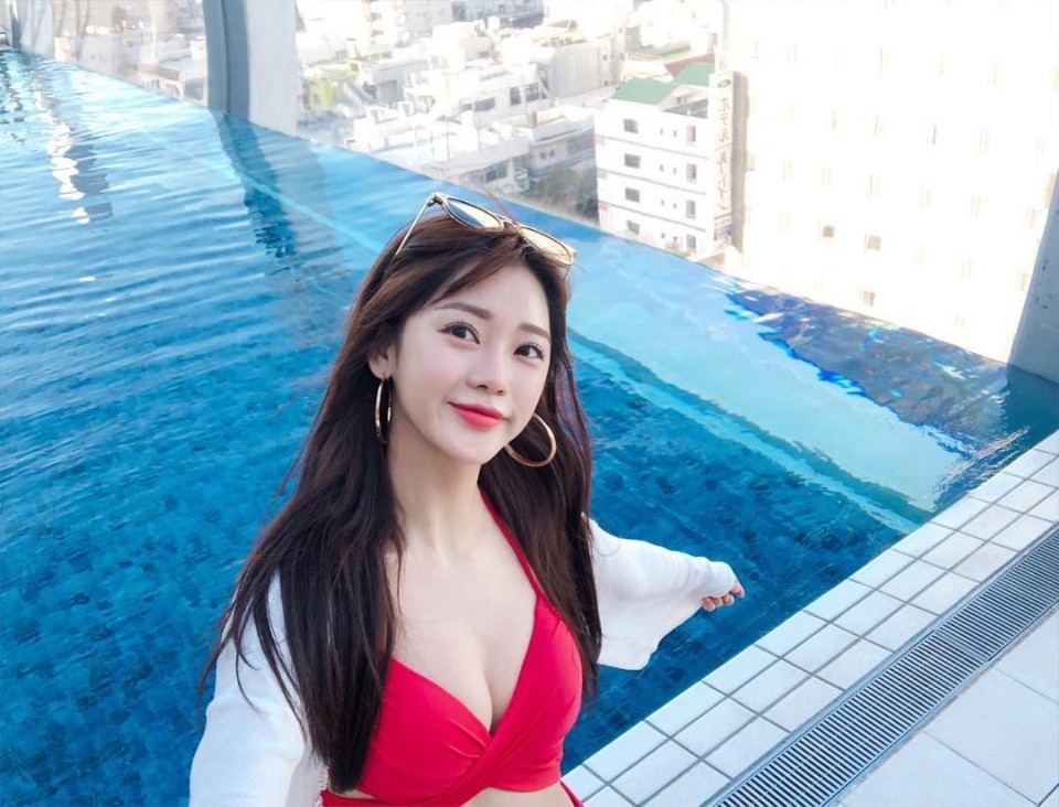 아이돌 연습생 출신 미스트롯2 참가자 홍지윤 비키니2