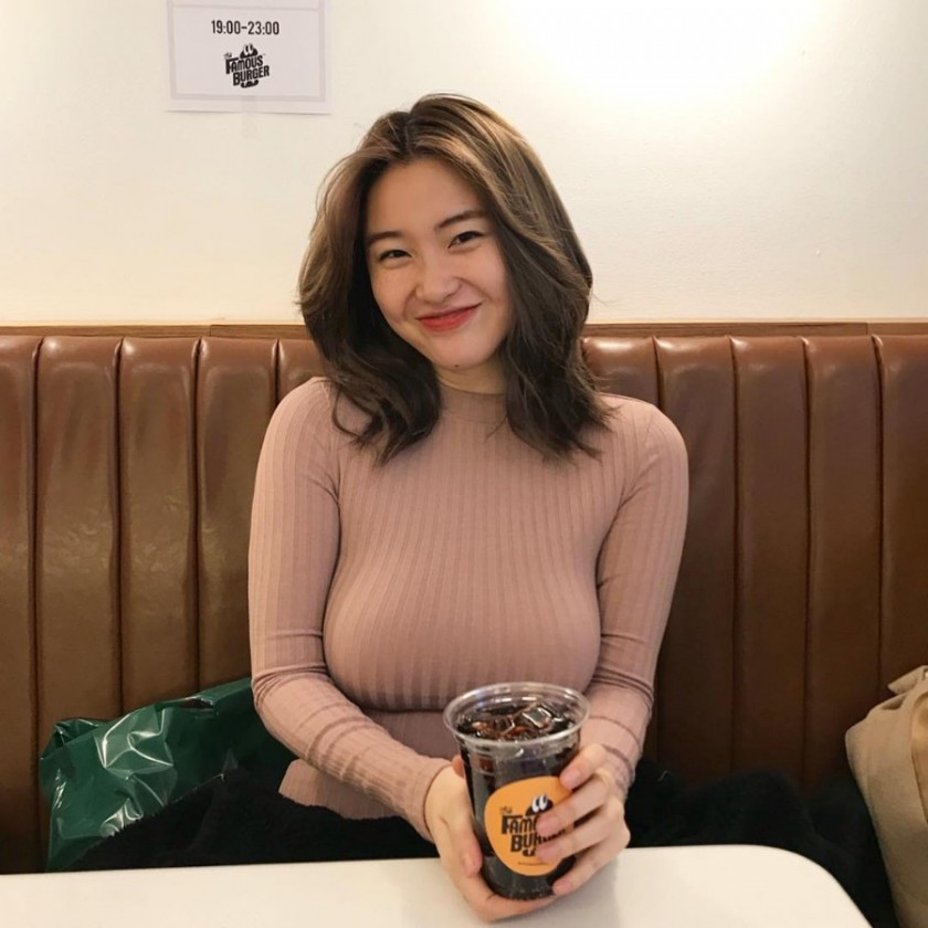 주근깨가 매력적인 모델1