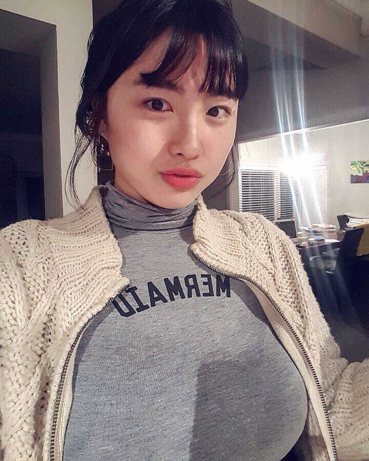 주근깨가 매력적인 모델12