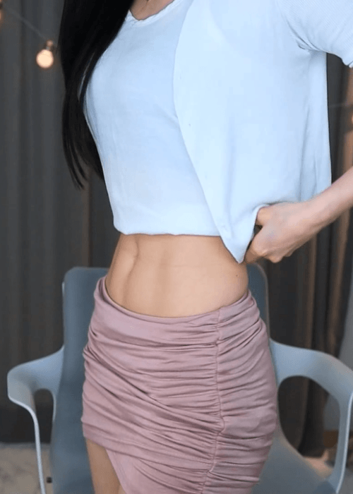 요새 운동해서 몸매에 자신감 붙었다는 여캠