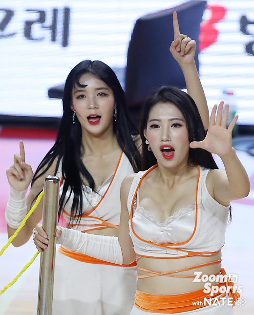 김보라