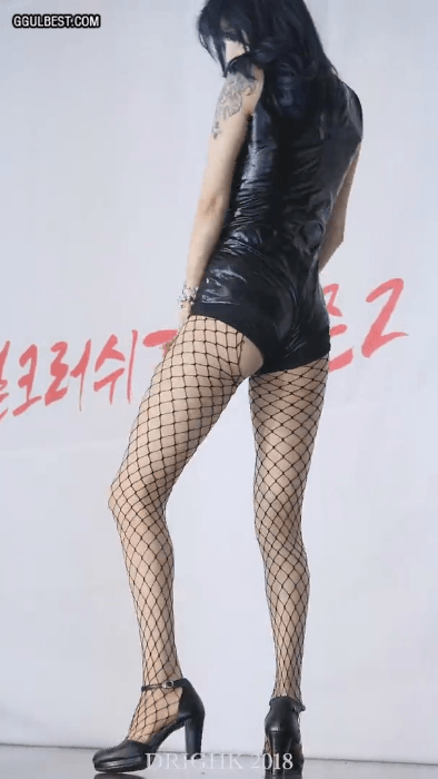 걸크러쉬 태리 찢어진 망사 스타킹