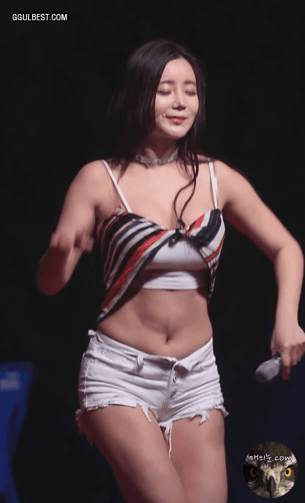 레이샤 고은 가슴골반.gif