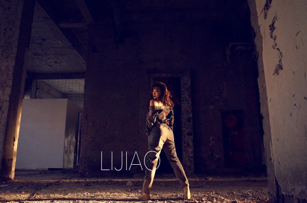 엄청난 거유모델