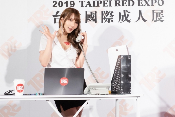 2019 TAIPEI ADULT EXPO에서 찍은 AV배우들