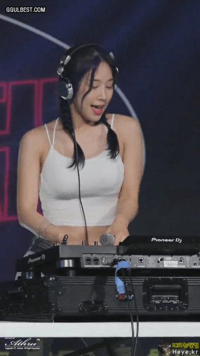 DJ 두유