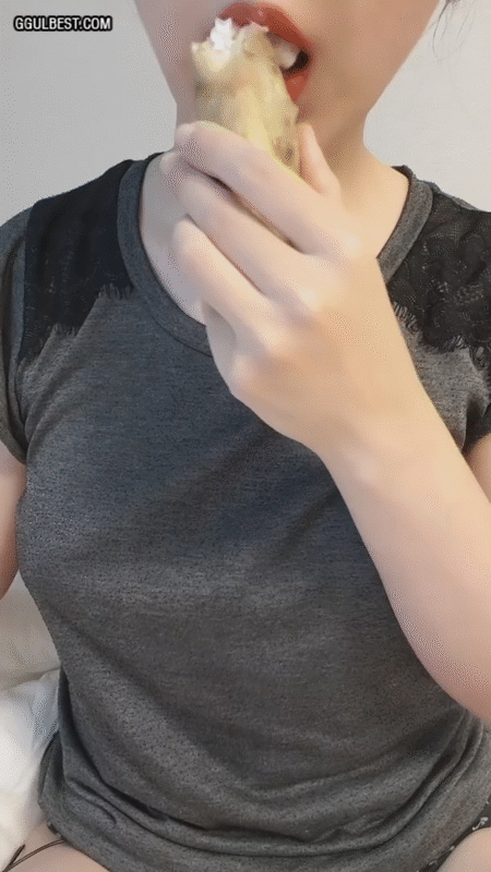 고구마 먹방 ㅊㅈ.gif