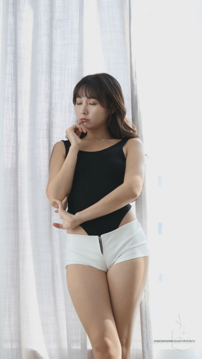 포켓걸스 지은 반바지 도끼