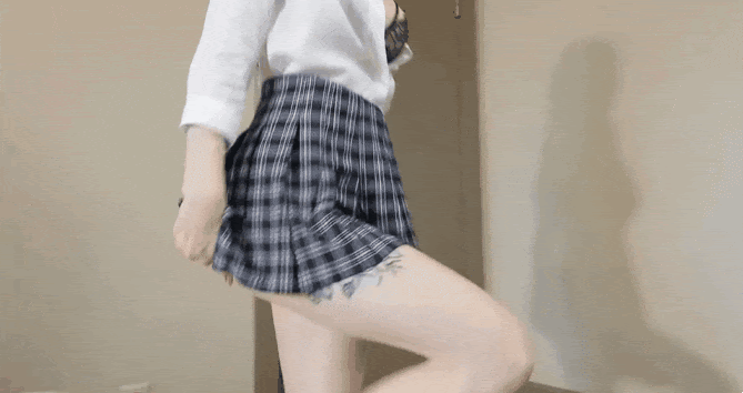 집에서 끼부리는 백마
