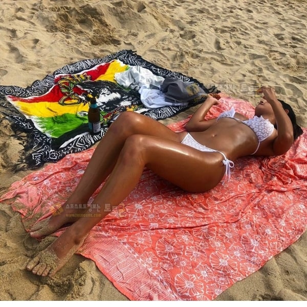 먹튀검증 토토군 포토 매끈한 몸매라인