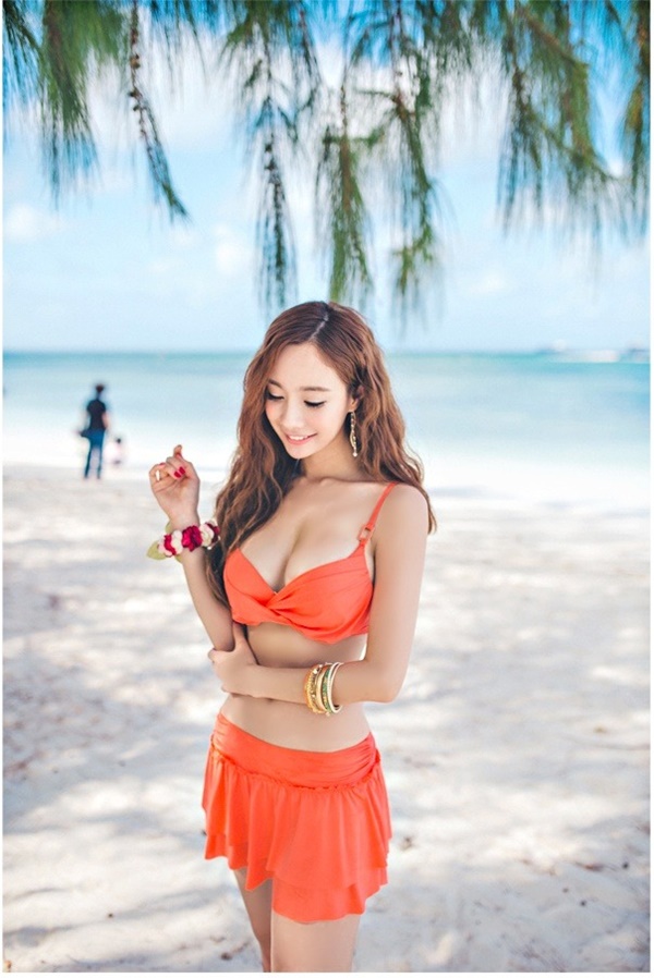 비율 좋은 수영복 모델 비율 좋은 수영복 모델