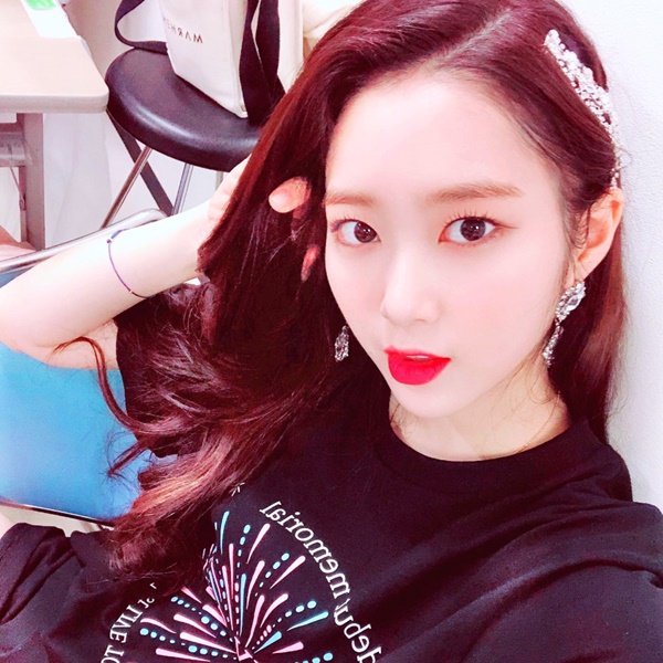 이름모를 아이돌 예쁘다