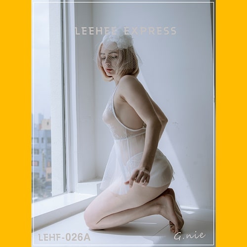LeeHee에서 온 여자