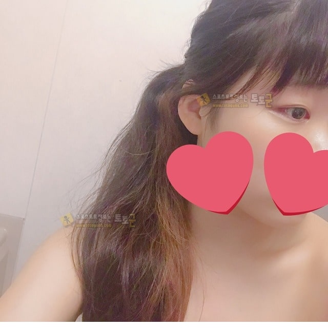 먹튀검증 토토군 포토 일본 처자의 셀카