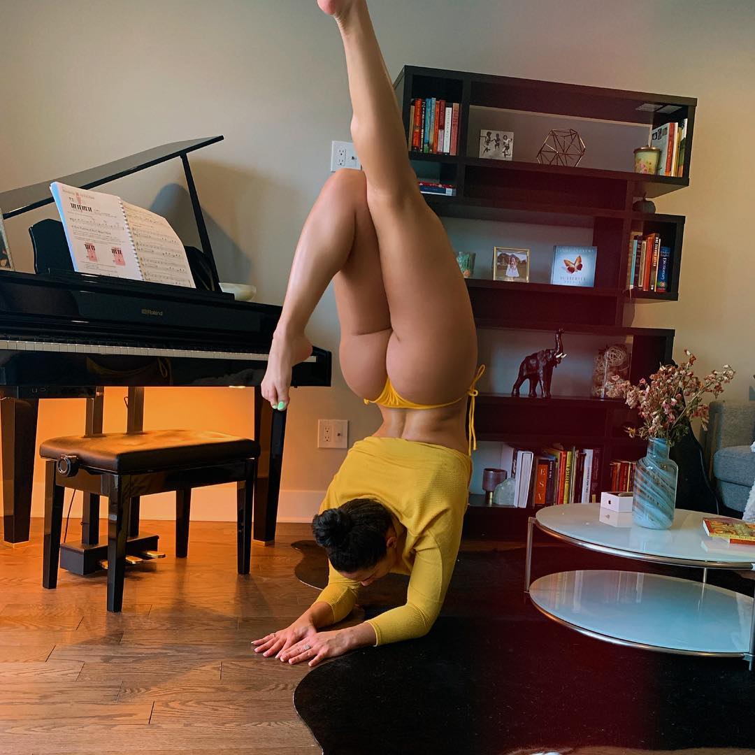 근력과 유연성을 겸비한 처자들