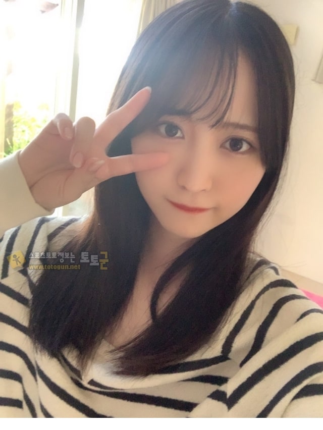먹튀검증 토토군 포토 한일 월드컵 때 태어난 AV 신인 배우