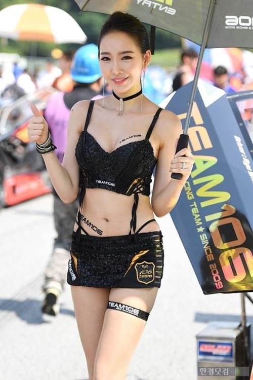 레이싱모델 김다나