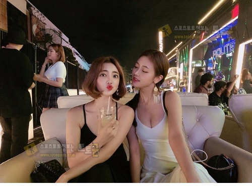 먹튀검증 토토군 포토 휴가중인 치어리더들